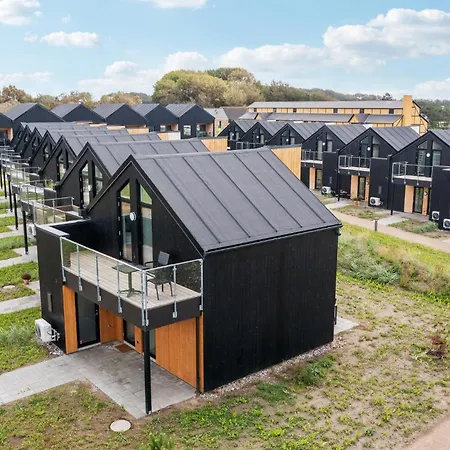 Kysthusene, Lejl, 15 Apartment